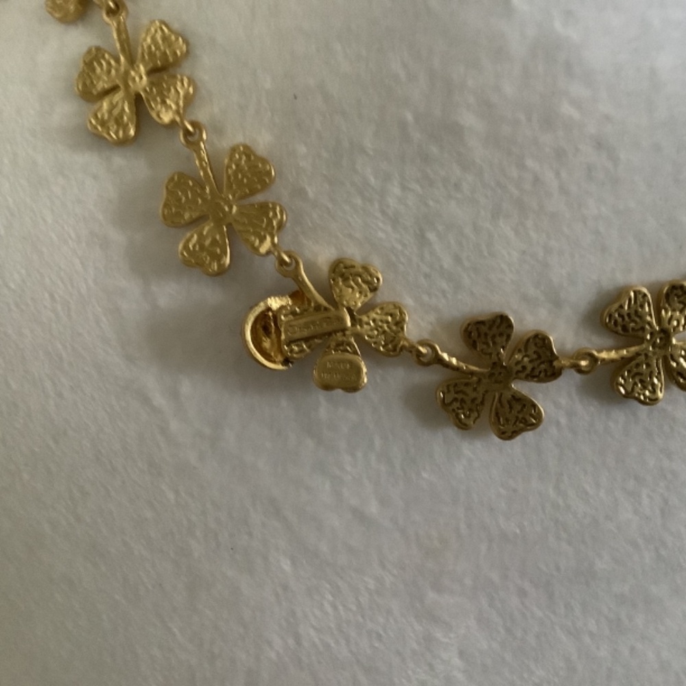 Oscar de La Renta necklace - Picture 6 of 6